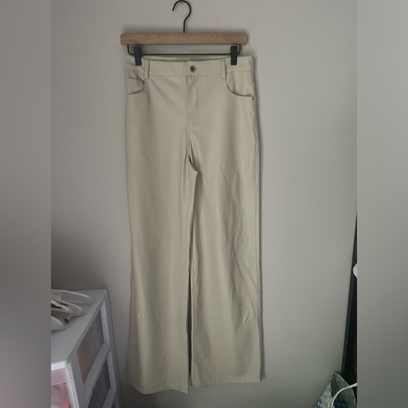 Zara Cream Pleather Wide Leg High Rise Pants Size 4 - Picture 1 of 11